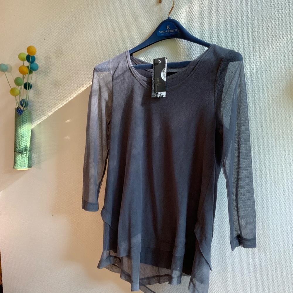 NWT Porto SF Modern Sheer Gray Women's Mesh Layered Top Size 1